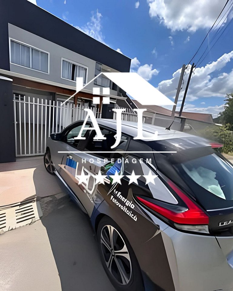 Predio com 4 casas proximo ao aeroporto