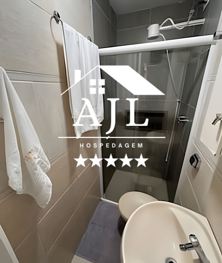 Casa 2 quartos 2 BWC, ar cond, garag cobert, churr