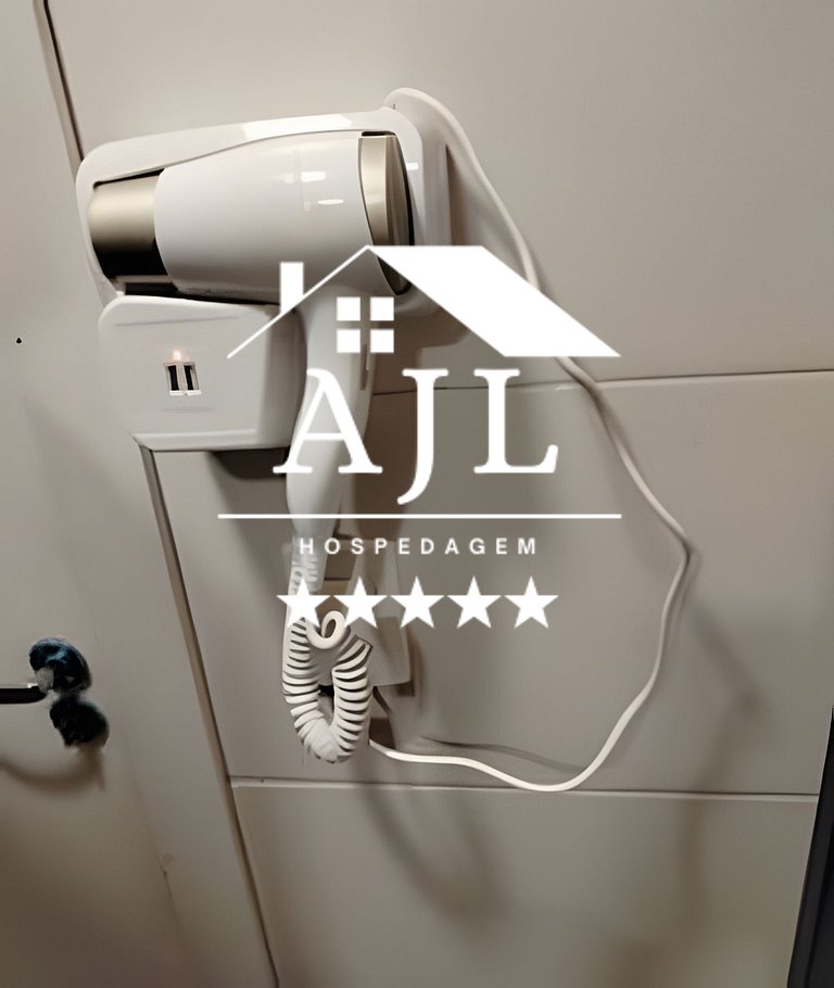 Casa 2 quartos 2 BWC, ar cond, garag cobert, churr