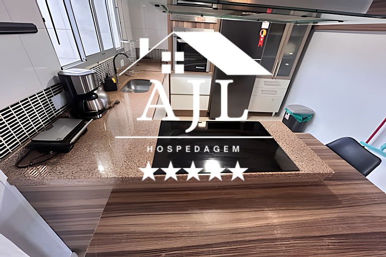 Casa 2 quartos 2 BWC, ar cond, garag cobert, churr