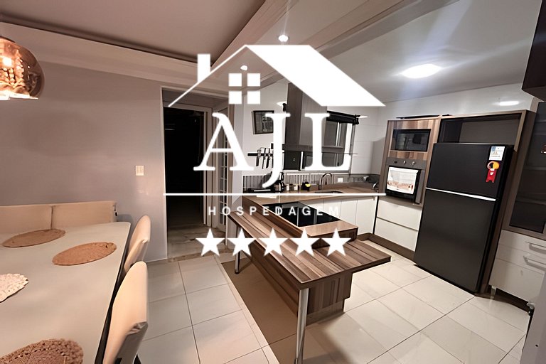 Casa 2 quartos 2 BWC, ar cond, garag cobert, churr