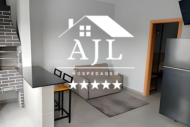 Casa superior 2 quart, ar condic e churrasqueira