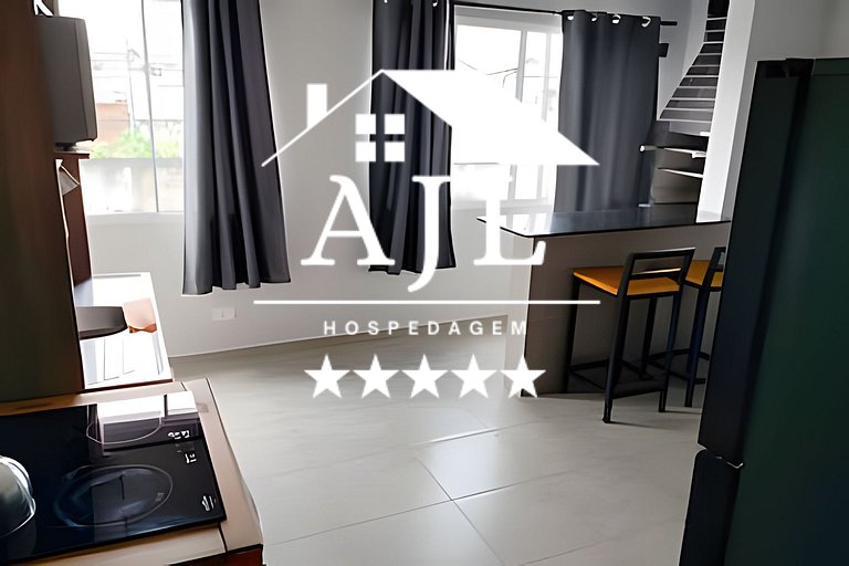 Casa superior 2 quart, ar condic e churrasqueira