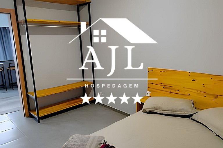 Casa superior 2 quart, ar condic e churrasqueira