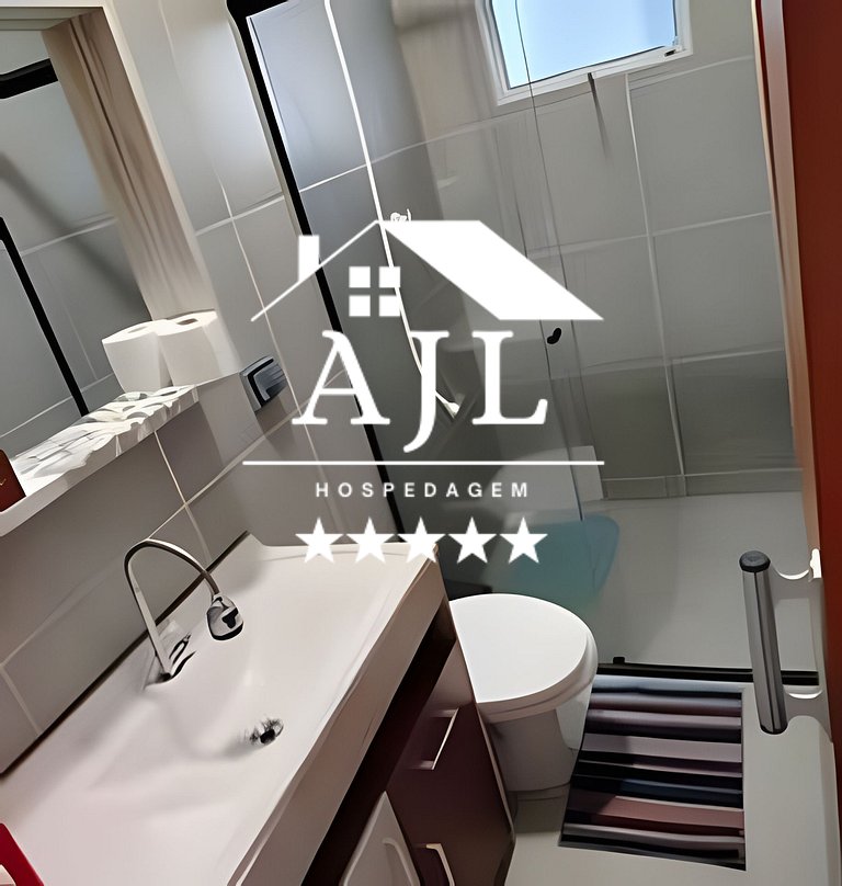 Casa superior 2 quart, ar condic e churrasqueira