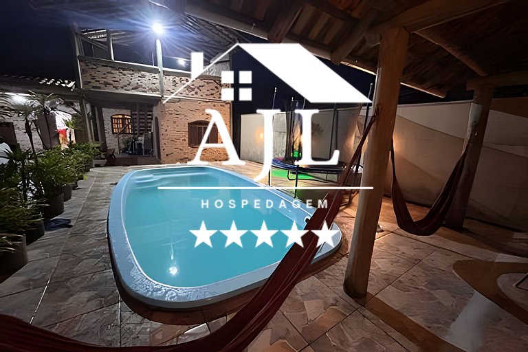 Casa na praia com piscina: retiro dos artistas