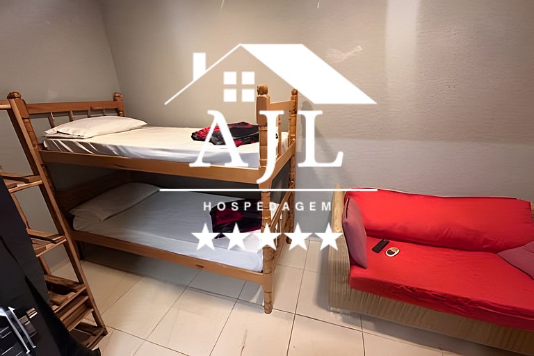 Casa 2 quartos hidromassagem, ar cond, churrasque