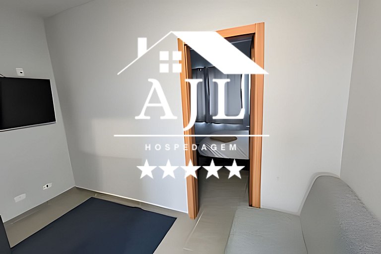 Casa 1 quarto 2 tvs confortavel ar cond prox aero