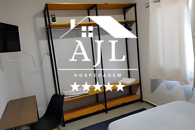 Casa 1 quarto 2 tvs confortavel ar cond prox aero