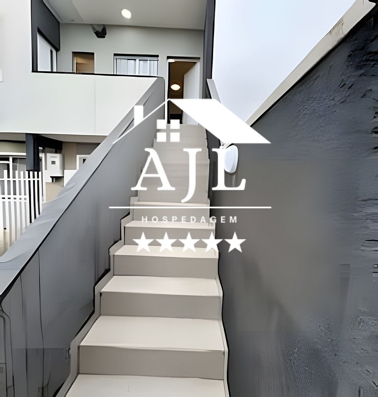 Casa 1 quarto 2 tvs confortavel ar cond prox aero