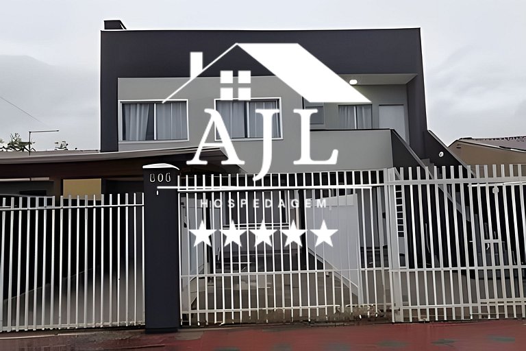 Casa 1 quarto 2 tvs confortavel ar cond prox aero