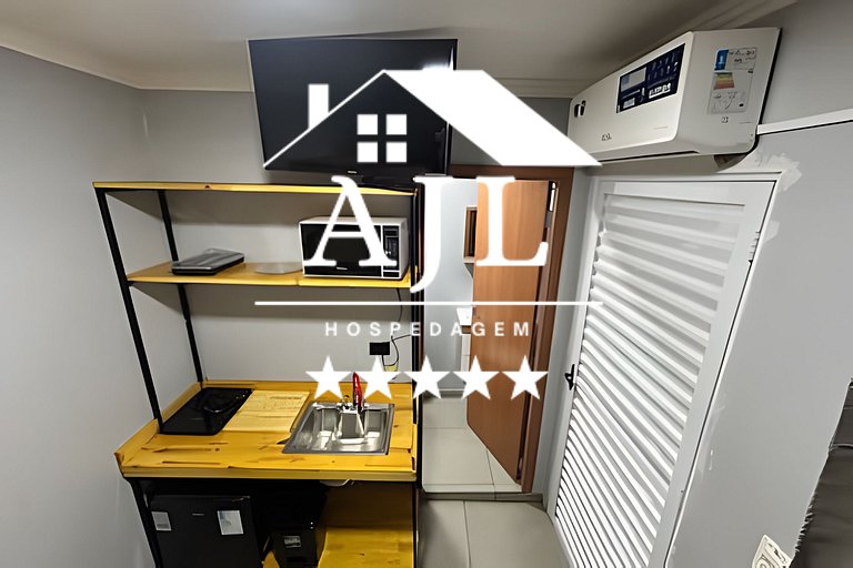 6 - Mini loft Container climatizado com enxoval