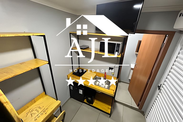 6 - Mini loft Container climatizado com enxoval