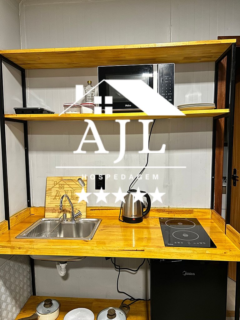 12- Kitnet Container climatizada