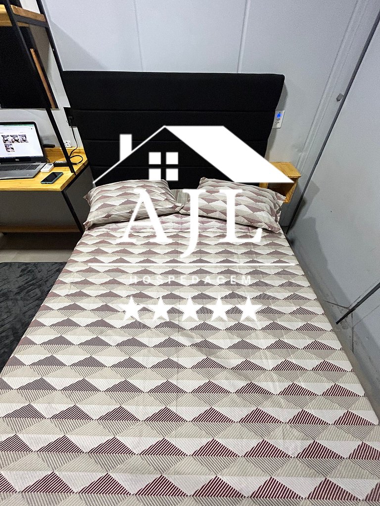 13-Kitnet Container sem ar condicionado